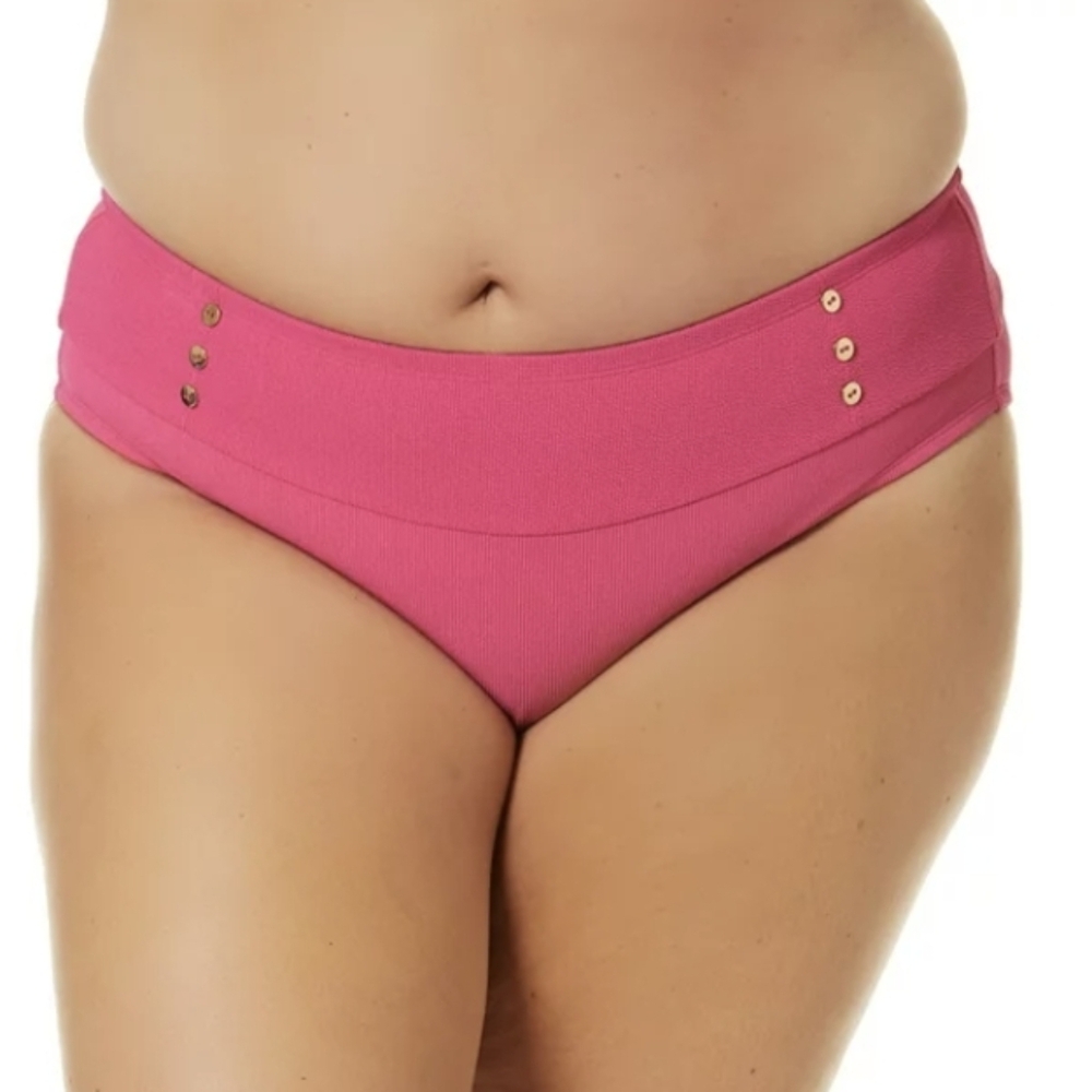 NWT Time and Tru Mid Rise Bottom